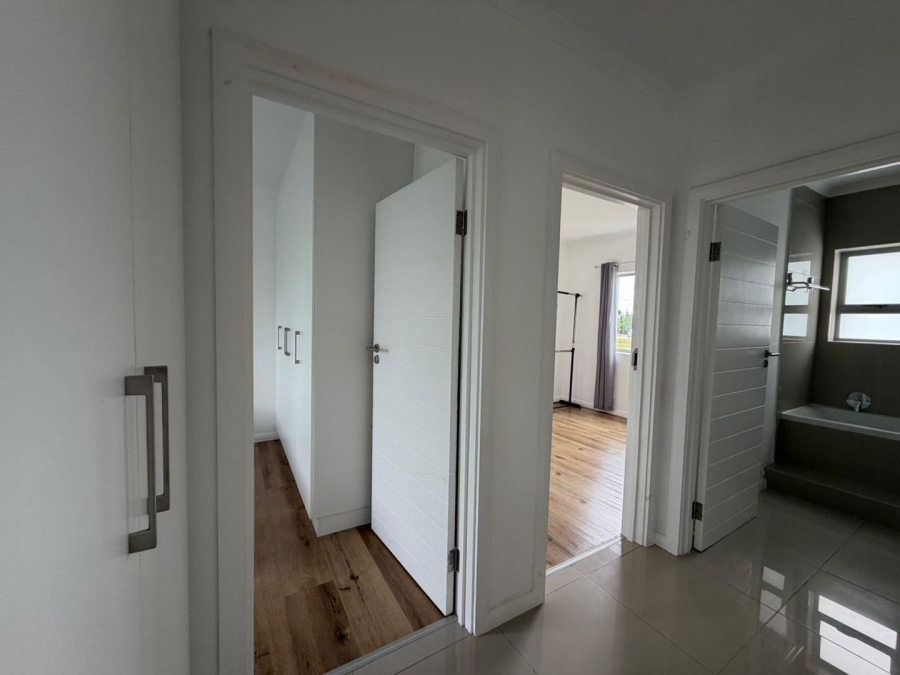 To Let 2 Bedroom Property for Rent in Pinelands Eastern Cape